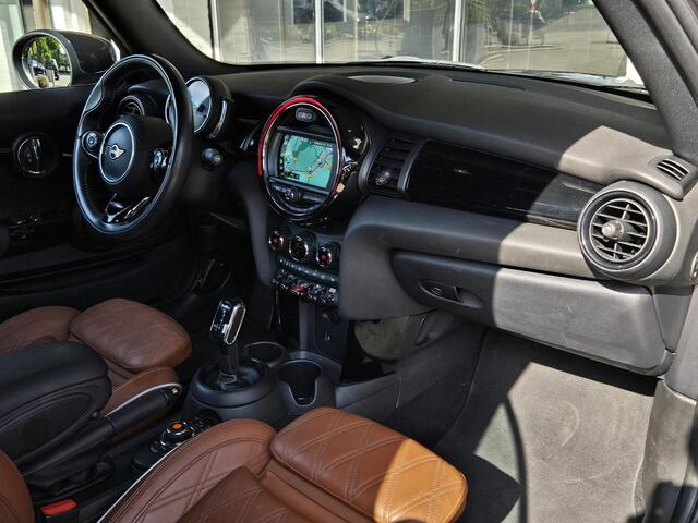 Mini COOPER S Mini Cabrio 2.0 Chili | SPORTSTOELEN | LEDER | STOELVERWARMING | KEYLESS ENTRY | CAMERA | VOORRUIT VERWARMING |