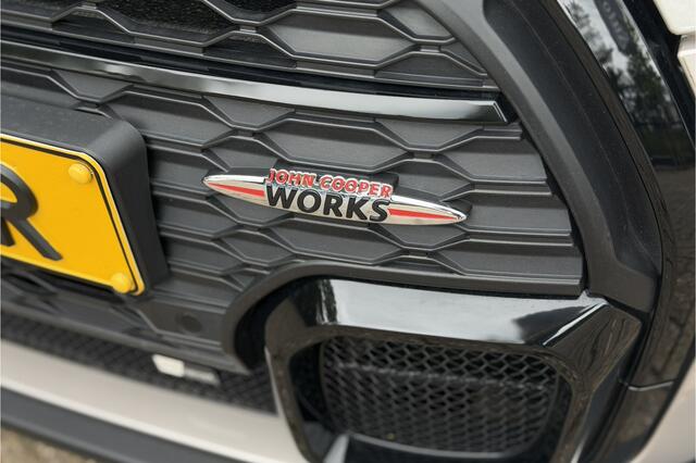 Mini COOPER S 3-Deurs 2.0 | JCW-Pakket | Full Option | Pano | Verlaagd | JCW Pro-Uitlaat | PPF