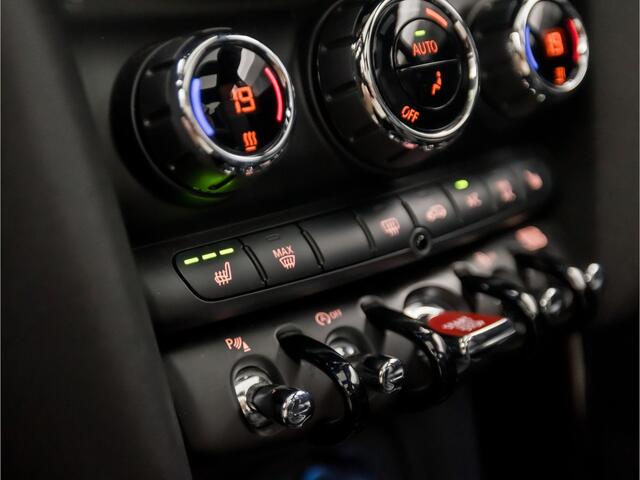 Mini COOPER S 2.0 Full Option 164Pk Automaat (PANORAMADAK, YOUNIQUE TRIM, VIRTUAL COCKPIT, APPLE CARPLAY, GROOT NAVI, CAMERA, LEDER, HARMAN/KARDON, SPORTSTOELEN, STOELVERWARMING, ADAPTIVE CRUISE, GETINT GLAS, NIEUWSTAAT)
