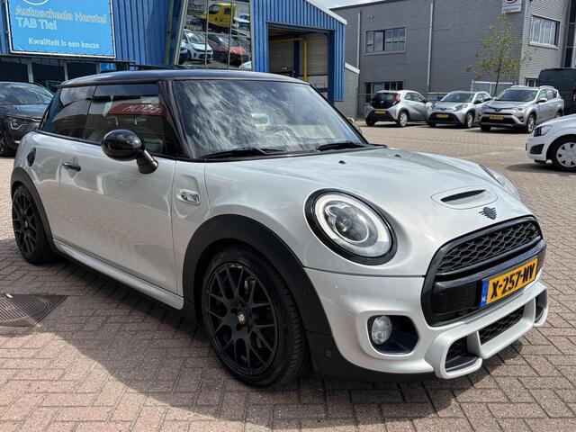 Mini COOPER S 3-Deurs 2.0 Chili Serious Business Schuifdak / sportuitlaat / leer / full options !