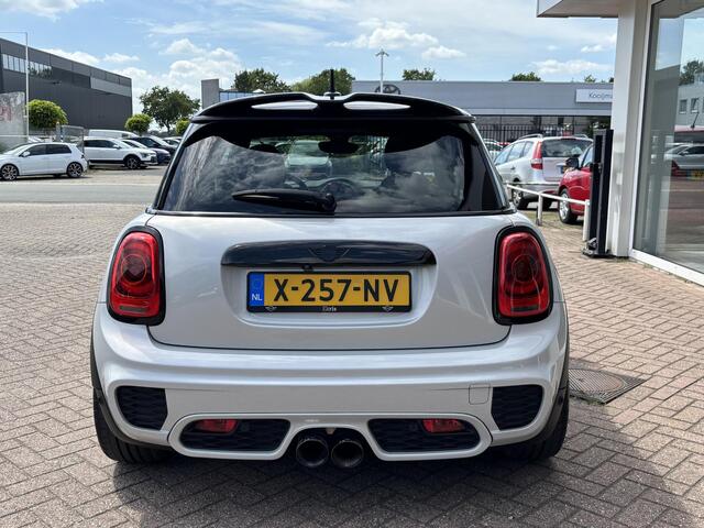 Mini COOPER S 3-Deurs 2.0 Chili Serious Business Schuifdak / sportuitlaat / leer / full options !