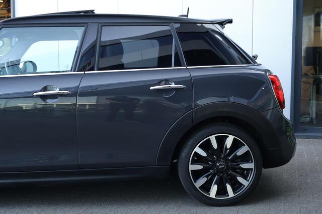 Mini COOPER S 5-Deurs 2.0 Chili Serious Business / Panorama / Stoelverwarming