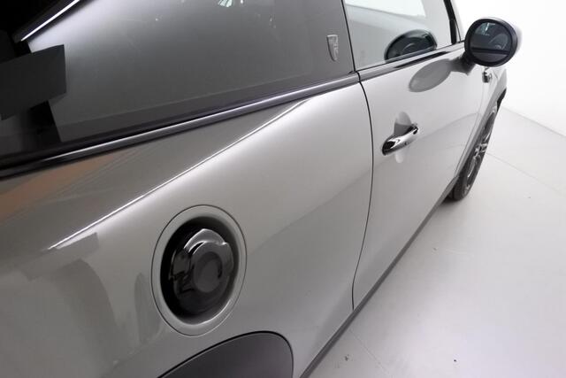 Mini COOPER S 3-Deurs 2.0 Yours Moonwalk Blacked out
