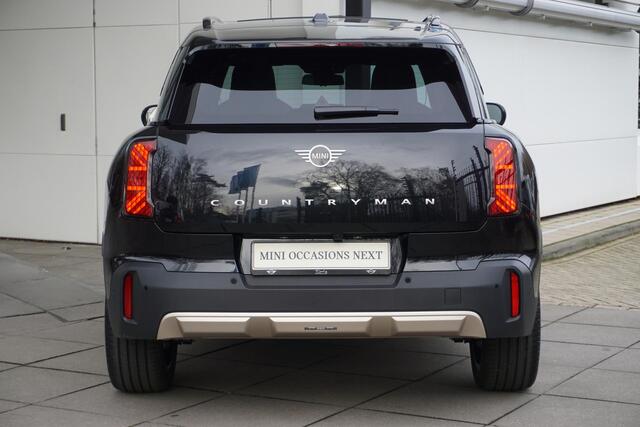 Mini COUNTRYMAN C Aut. Favoured Trim + Package L Harman Kardon / Panoramadak / 19" LMV / Driving Assistant Plus