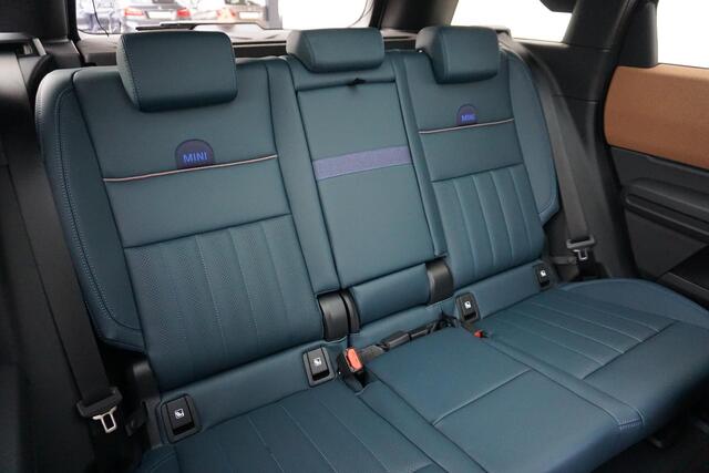 Mini COUNTRYMAN C Aut. Favoured Trim + Package L Harman Kardon / Panoramadak / 19" LMV / Driving Assistant Plus