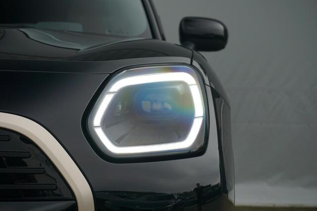 Mini COUNTRYMAN C Favoured Editie Driving Assistant Plus + Head-Up Display
