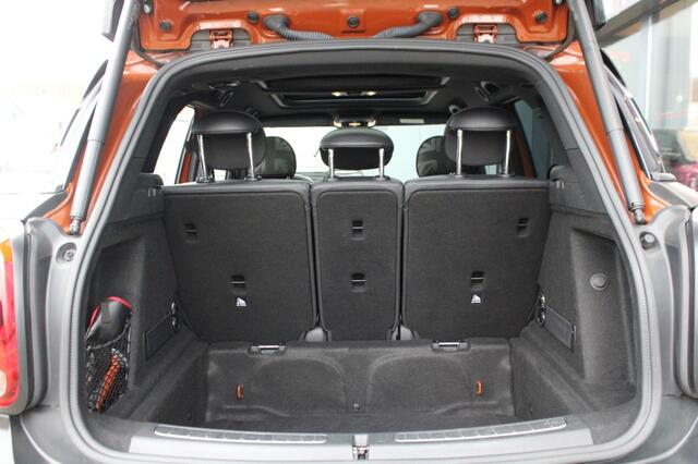 Mini COUNTRYMAN 1.5 COOPER Chili / Navigatie / HUD / Panorama dak / 19 inch
