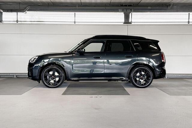 Mini COUNTRYMAN Electric E John Cooper Works 66.5 kWh | Pakket S | Dak en spiegelkappen in Jetblack