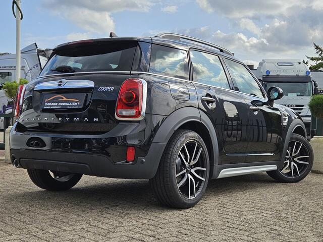 Mini COUNTRYMAN Mini 1.5 Cooper Pepper NAVIGATIE|PANORAMADAK|XENON|VOL LEDER SPORT STOELEN|BLUE TOOTH|DEALER ONDERHOUDEN|1e EIGENAAR Maandag tot Vrijdag geopend van 09.00 tot 20.00 uur en Zaterdag van 09.00 tot 18.00 uur