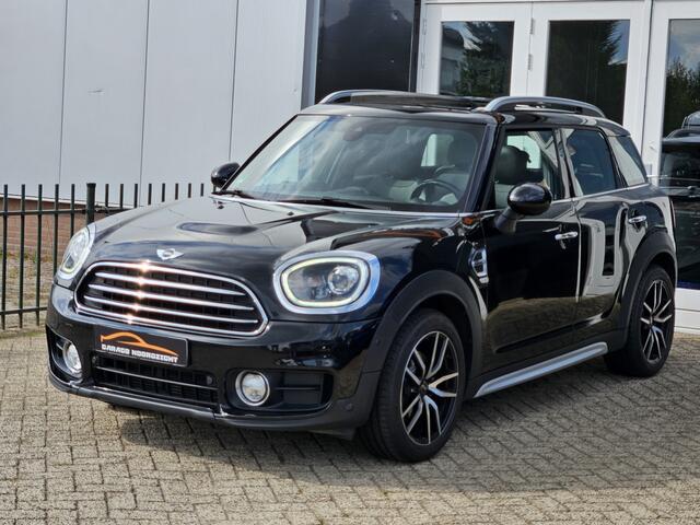 Mini COUNTRYMAN Mini 1.5 Cooper Pepper NAVIGATIE|PANORAMADAK|XENON|VOL LEDER SPORT STOELEN|BLUE TOOTH|DEALER ONDERHOUDEN|1e EIGENAAR Maandag tot Vrijdag geopend van 09.00 tot 20.00 uur en Zaterdag van 09.00 tot 18.00 uur