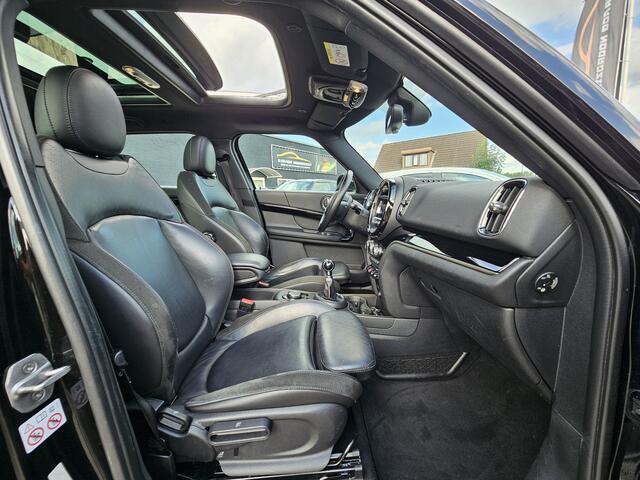 Mini COUNTRYMAN Mini 1.5 Cooper Pepper NAVIGATIE|PANORAMADAK|XENON|VOL LEDER SPORT STOELEN|BLUE TOOTH|DEALER ONDERHOUDEN|1e EIGENAAR Maandag tot Vrijdag geopend van 09.00 tot 20.00 uur en Zaterdag van 09.00 tot 18.00 uur