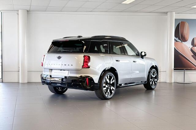 Mini COUNTRYMAN Electric E John Cooper Works 66.5 kWh | JCW stoelen | Glazen Panoramadak | Stoelverwarming |