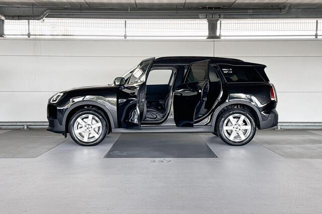 Mini COUNTRYMAN 1.5 C Classic | Pakket M | Dak in carrosseriekleur