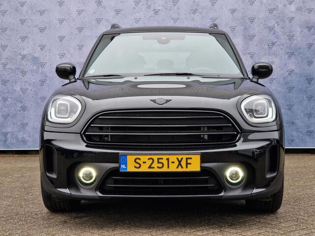 Mini COUNTRYMAN 1.5 Cooper ALL4 | Automaat | JCW Exterior Pack | Black Pack | Leder | Stoelverwarming | LED | Keyless Entry | Navi | Camera