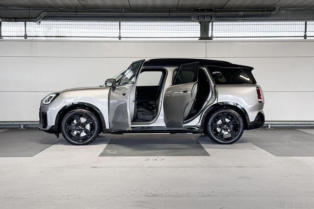 Mini COUNTRYMAN Electric SE ALL4 John Cooper Works 66.5 kWh | Pakket XL | Dak en spiegelkappen in Jetblack