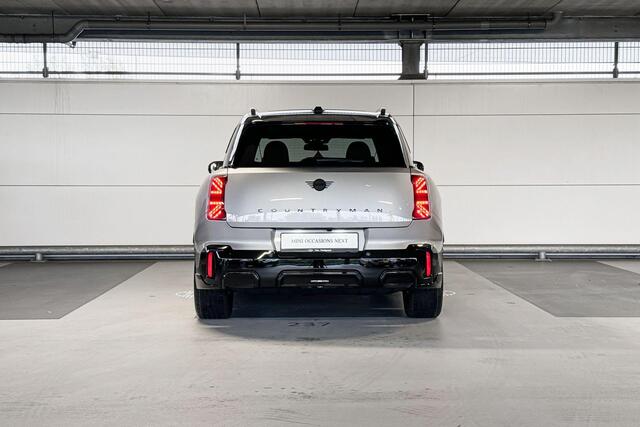 Mini COUNTRYMAN Electric SE ALL4 John Cooper Works 66.5 kWh | Pakket XL | Dak en spiegelkappen in Jetblack
