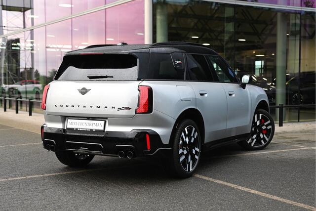 Mini COUNTRYMAN JCW ALL4 Automaat / Pakket XL / 20" John Cooper Works Flag Spoke 2-tone