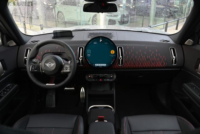 Mini COUNTRYMAN JCW ALL4 Automaat / Pakket XL / 20" John Cooper Works Flag Spoke 2-tone