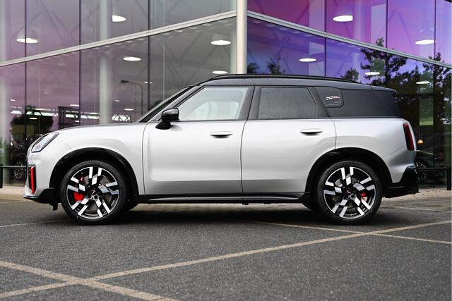Mini COUNTRYMAN JCW ALL4 Automaat / Pakket XL / 20" John Cooper Works Flag Spoke 2-tone