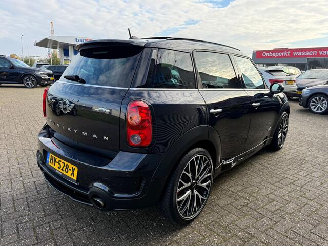 Mini COUNTRYMAN Mini 1.6 John Cooper Works ALL4 Chili Panoramadak Harman-Kardon Leer 19 Inch Keyless Entry
