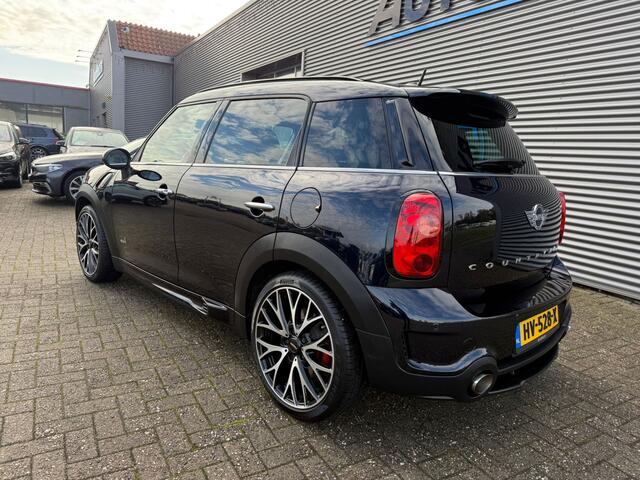 Mini COUNTRYMAN Mini 1.6 John Cooper Works ALL4 Chili Panoramadak Harman-Kardon Leer 19 Inch Keyless Entry