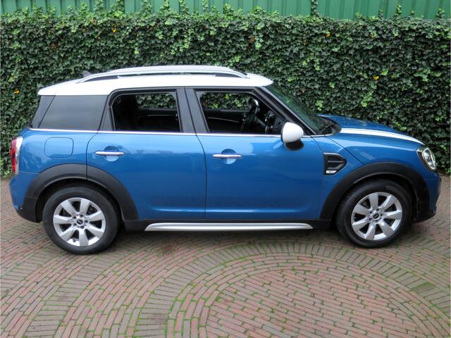 Mini COUNTRYMAN 1.5 Cooper Chili F60 automaat met Pano.dak, elek. A.klep, HK-audio en 17"