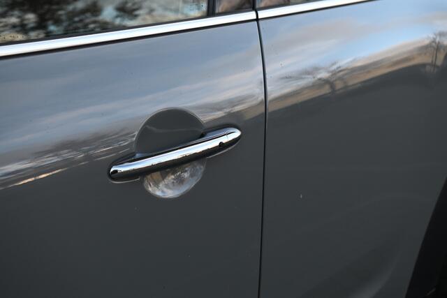 Mini COUNTRYMAN Cooper Pepper Automaat / Panoramadak / Stoelverwarming / LED / Head-Up / Comfort Access / Cruise Control / Park Assistant
