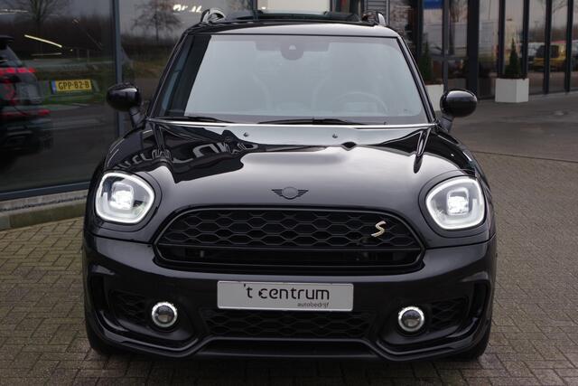 Mini COUNTRYMAN Mini 2.0 Cooper S E 220 PK ALL4 John Cooper Works, Panoramadak, LED, 19" LM, Keyless, Camera, Cruise Control, Head-Up Display