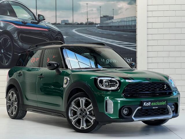 Mini COUNTRYMAN Mini 2.0 Cooper S E ALL4 ALL4 220 PK Automaat / Plug In / Apple CarPlay / Head Up Display / Leder Cross Punch Int / Navigatie / Achteruitrijcamera / 19" LM Velgen / Park Sensors / 1e Eigenaar!