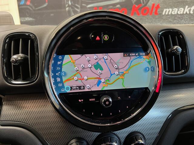 Mini COUNTRYMAN Mini 2.0 Cooper S E ALL4 ALL4 220 PK Automaat / Plug In / Apple CarPlay / Head Up Display / Leder Cross Punch Int / Navigatie / Achteruitrijcamera / 19" LM Velgen / Park Sensors / 1e Eigenaar!