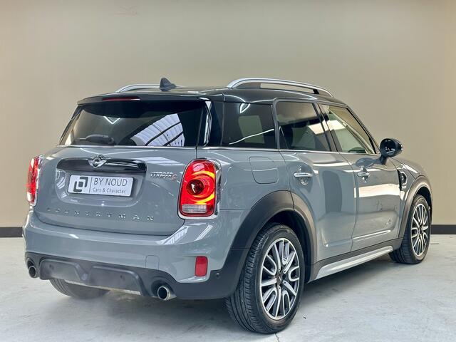 Mini COUNTRYMAN Mini 2.0 Cooper S ALL4 Salt, 192Pk, 2018, 1ste eigenaar, Panoramadak, Climate control, Navigatie, Breedbeeld navigatie, Sfeerverlichting, LED koplampen, Achteruitrijcamera