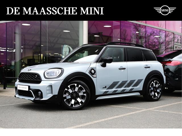 Mini COUNTRYMAN Cooper S E ALL4 Untamed Automaat / Panoramadak / Stoelverwarming / Adaptieve LED / Park Assistant / Head-Up / Harman Kardon / Active Cruise Control