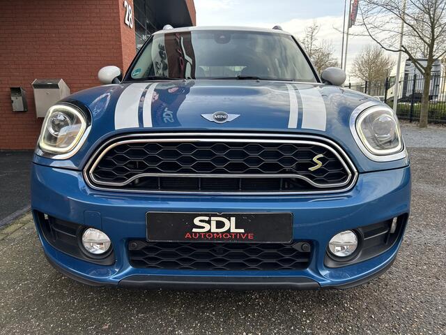 Mini COUNTRYMAN Mini 2.0 Cooper S E ALL4 // FULL LED // NAVI // CAMERA // PANO/SCHUIFKANTELDAK // PDC