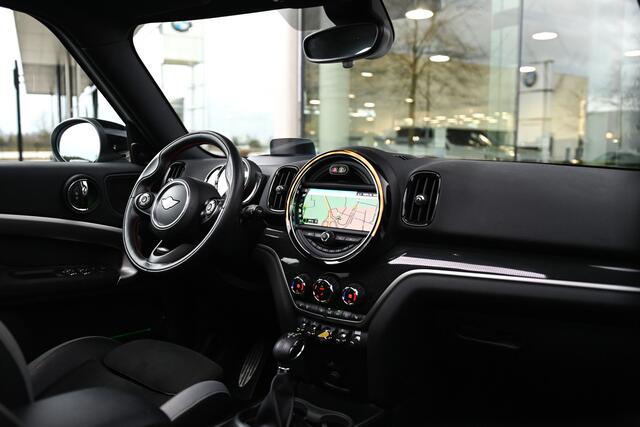 Mini COUNTRYMAN Cooper S E ALL4 / Panoramadak / Camera / Comfort Acces / Harman Kardon / 19"LM-velgen