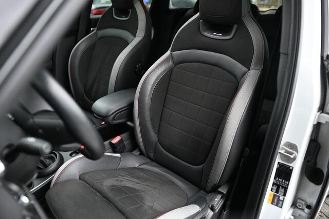 Mini COUNTRYMAN Cooper S E ALL4 / Panoramadak / Camera / Comfort Acces / Harman Kardon / 19"LM-velgen