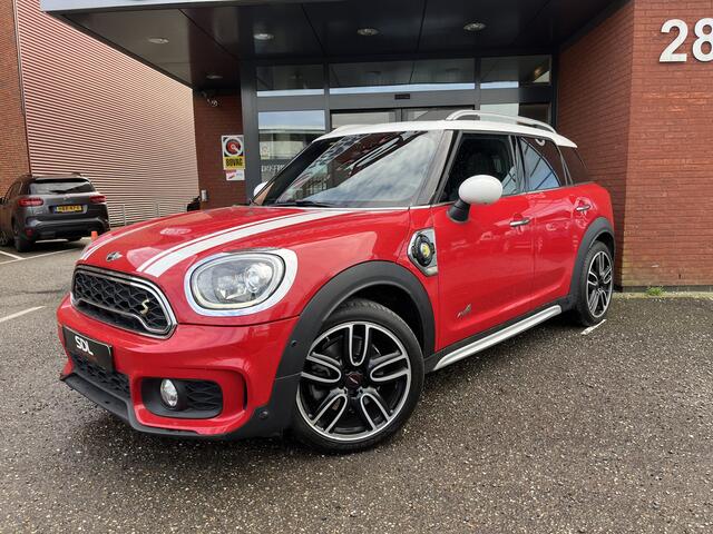 Mini COUNTRYMAN Mini 2.0 Cooper S E ALL4 John Cooper Works // HUD DISPLAY // ELEK. KLEP // SCHUIF-KANTELDAK // CAMERA+SENSOREN // NAVI // ADAP. CRUISE //