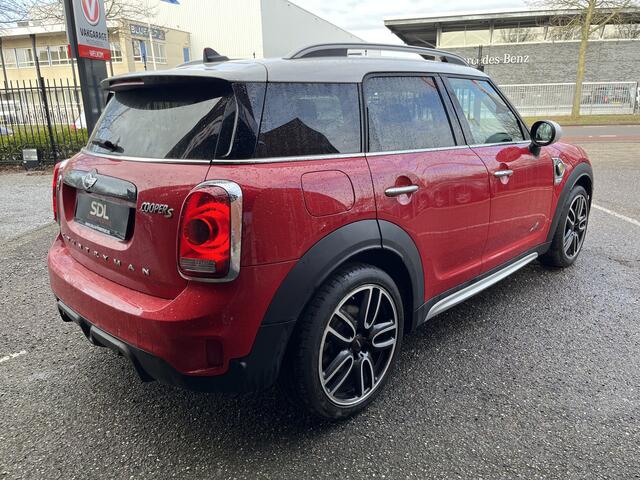 Mini COUNTRYMAN Mini 2.0 Cooper S E ALL4 John Cooper Works // HUD DISPLAY // ELEK. KLEP // SCHUIF-KANTELDAK // CAMERA+SENSOREN // NAVI // ADAP. CRUISE //