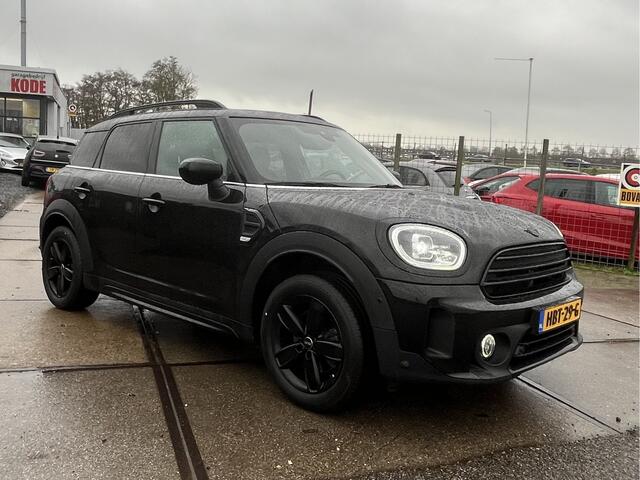 Mini COUNTRYMAN Mini 1.5 Cooper Business Edition Automaat | Stoelverwarmin | Apple Carplay/Android auto | DAB