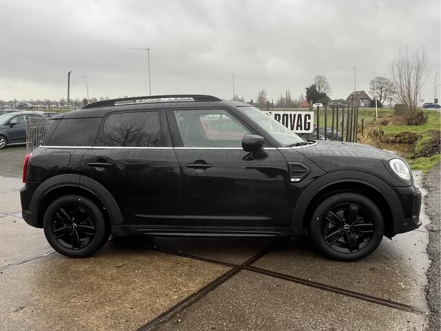 Mini COUNTRYMAN Mini 1.5 Cooper Business Edition Automaat | Stoelverwarmin | Apple Carplay/Android auto | DAB