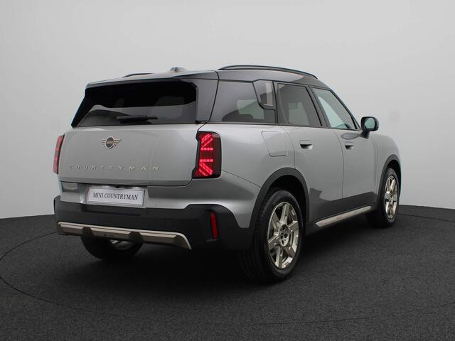 Mini COUNTRYMAN C | Favoured Trim + Package L