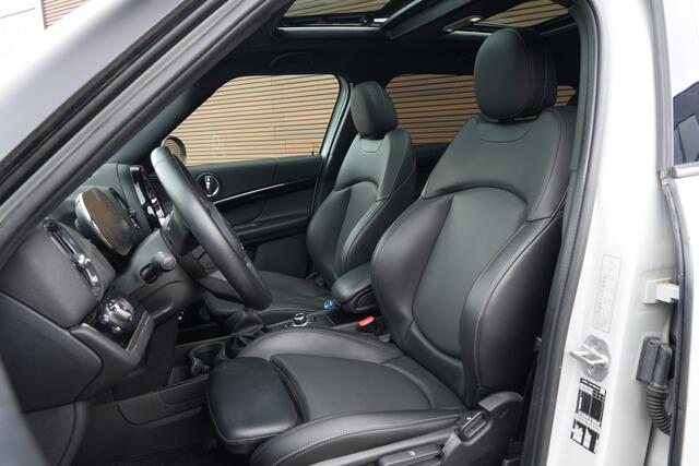 Mini COUNTRYMAN Mini 1.5 Cooper MINI | Panoramadak | Leder | Apple Carplay | Parkeercamera |