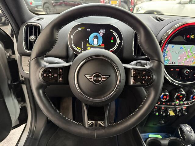 Mini COUNTRYMAN 2.0 Cooper S E ALL4 MINI Yours Pano/Leder/stuurwarm/Camera