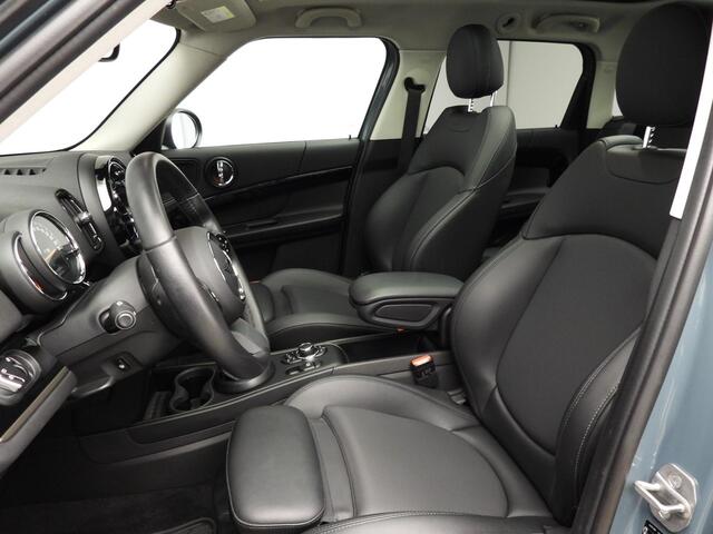 Mini COUNTRYMAN SE All 4 / Panoramadak / PDC / LED / Climate / Cruise Control / Sportstoelen / Alu wielen 18 inch