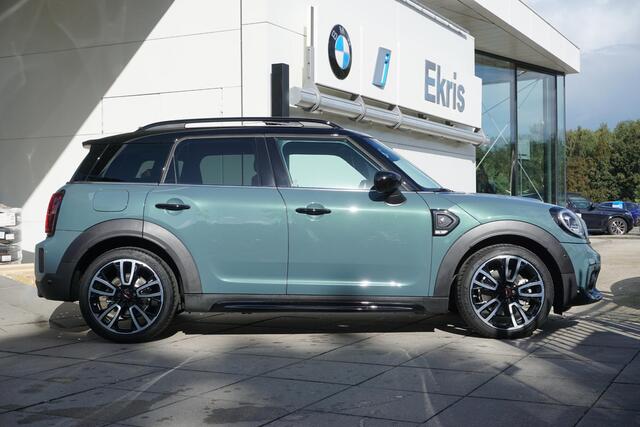 Mini COUNTRYMAN Cooper S Hammersmith | Serious Business | Glazen panoramadak | Comfortstoelen | John Cooper works Aerodynamic Kit | Piano Black Exterior pack | Harman-Kardon | Head-Up Display | 19 inch LMV