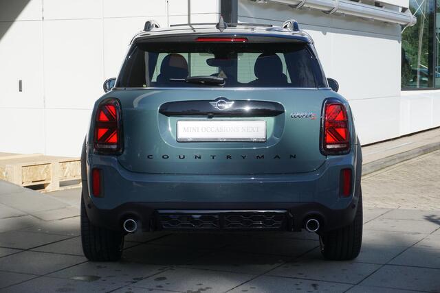 Mini COUNTRYMAN Cooper S Hammersmith | Serious Business | Glazen panoramadak | Comfortstoelen | John Cooper works Aerodynamic Kit | Piano Black Exterior pack | Harman-Kardon | Head-Up Display | 19 inch LMV