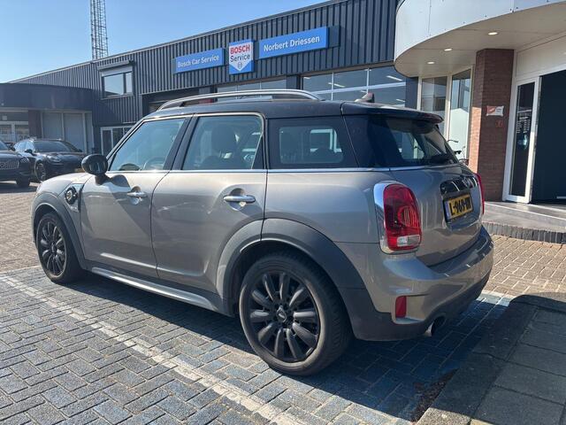 Mini COUNTRYMAN 2.0 Cooper S E ALL4 Chili | Schuif-dak | Vol-leder | Apple carplay | Serious Business-pakket