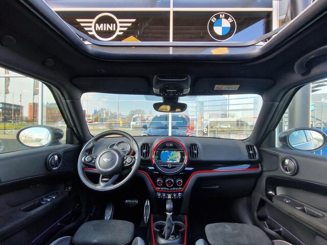 Mini COUNTRYMAN 2.0 Cooper S E ALL4 John Cooper Works Pano Navi ACC Camera