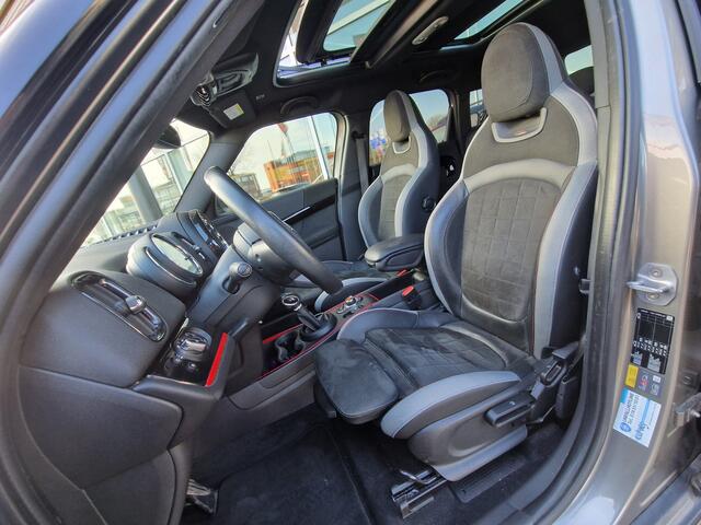 Mini COUNTRYMAN 2.0 Cooper S E ALL4 John Cooper Works Pano Navi ACC Camera