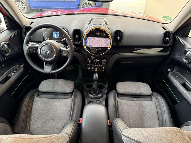 Mini COUNTRYMAN Mini 2.0 Cooper S E ALL4 Classic trim, 1ste eigenaar, BTW auto, Dealer onderhouden, Adaptieve cruise control, Climate control, Stoelverwarming, Voorruitverwarming,