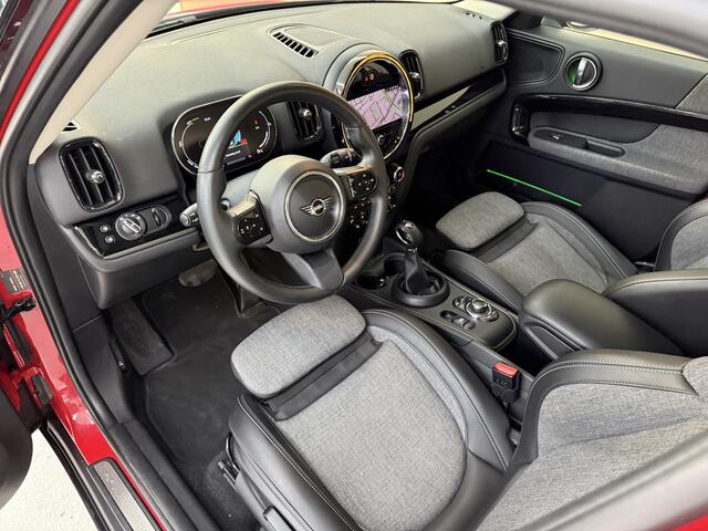 Mini COUNTRYMAN Mini 2.0 Cooper S E ALL4 Classic trim, 1ste eigenaar, BTW auto, Dealer onderhouden, Adaptieve cruise control, Climate control, Stoelverwarming, Voorruitverwarming,